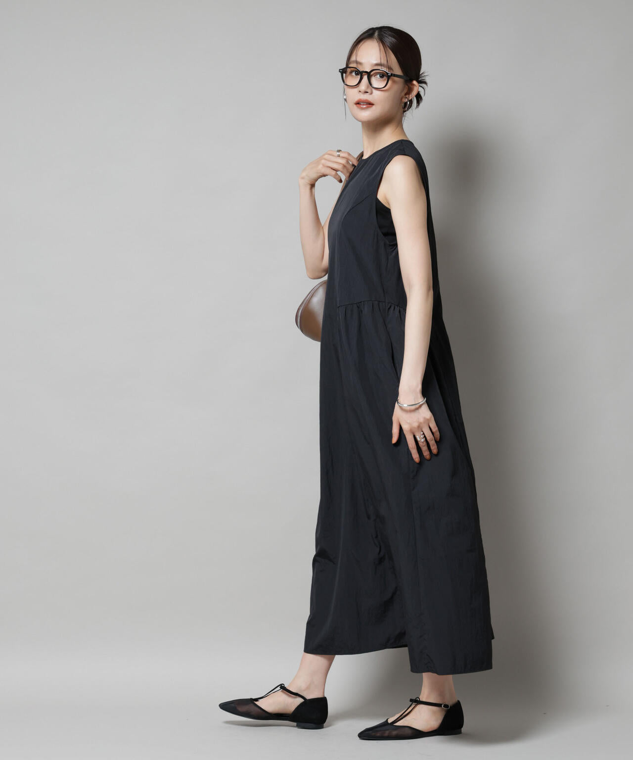 サイドギャザーナイロンワンピース