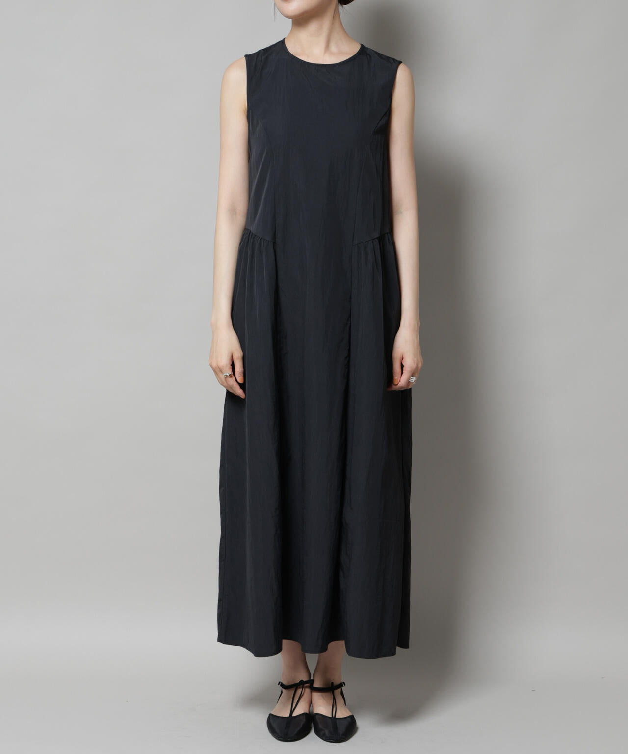 サイドギャザーナイロンワンピース