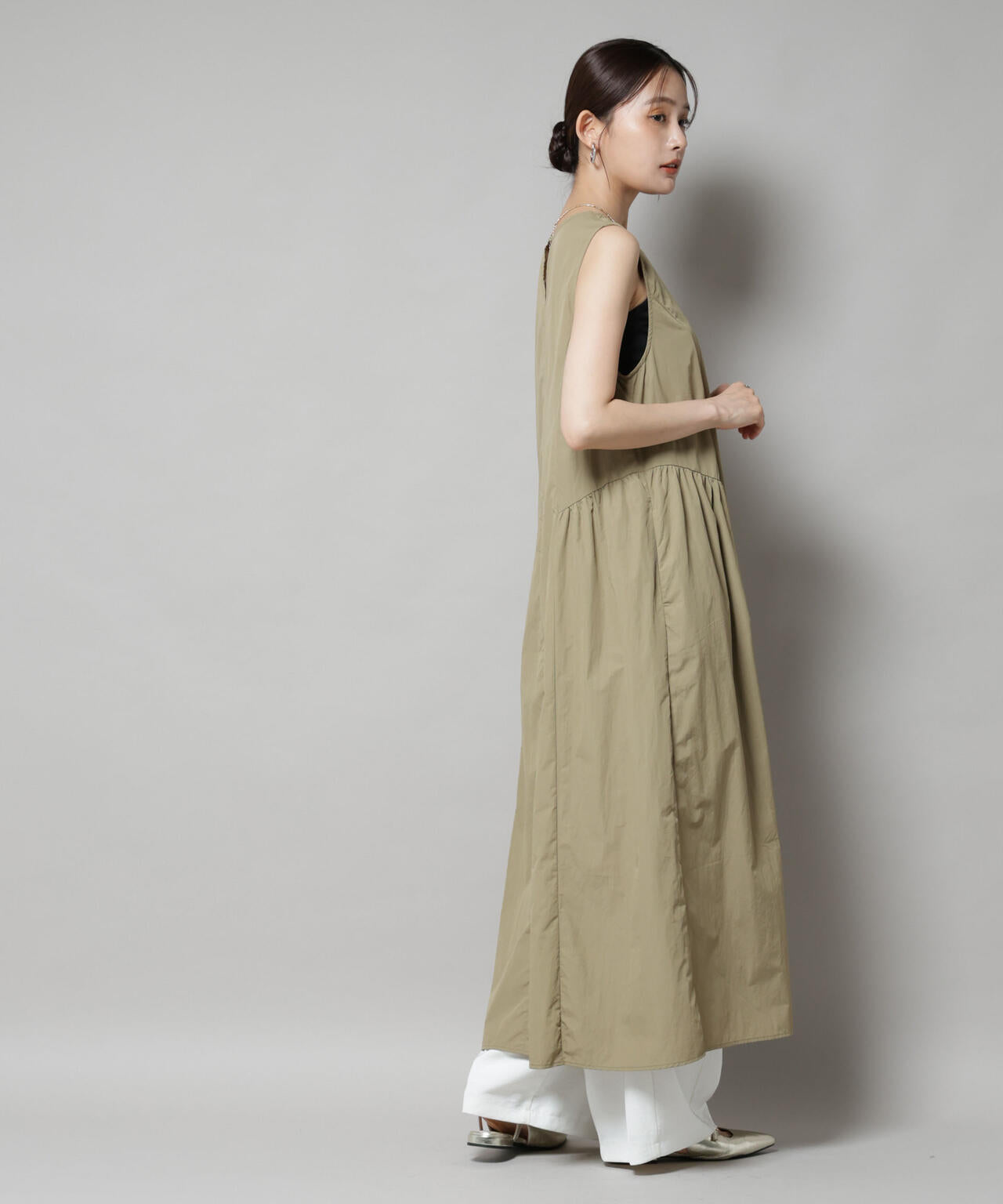 サイドギャザーナイロンワンピース