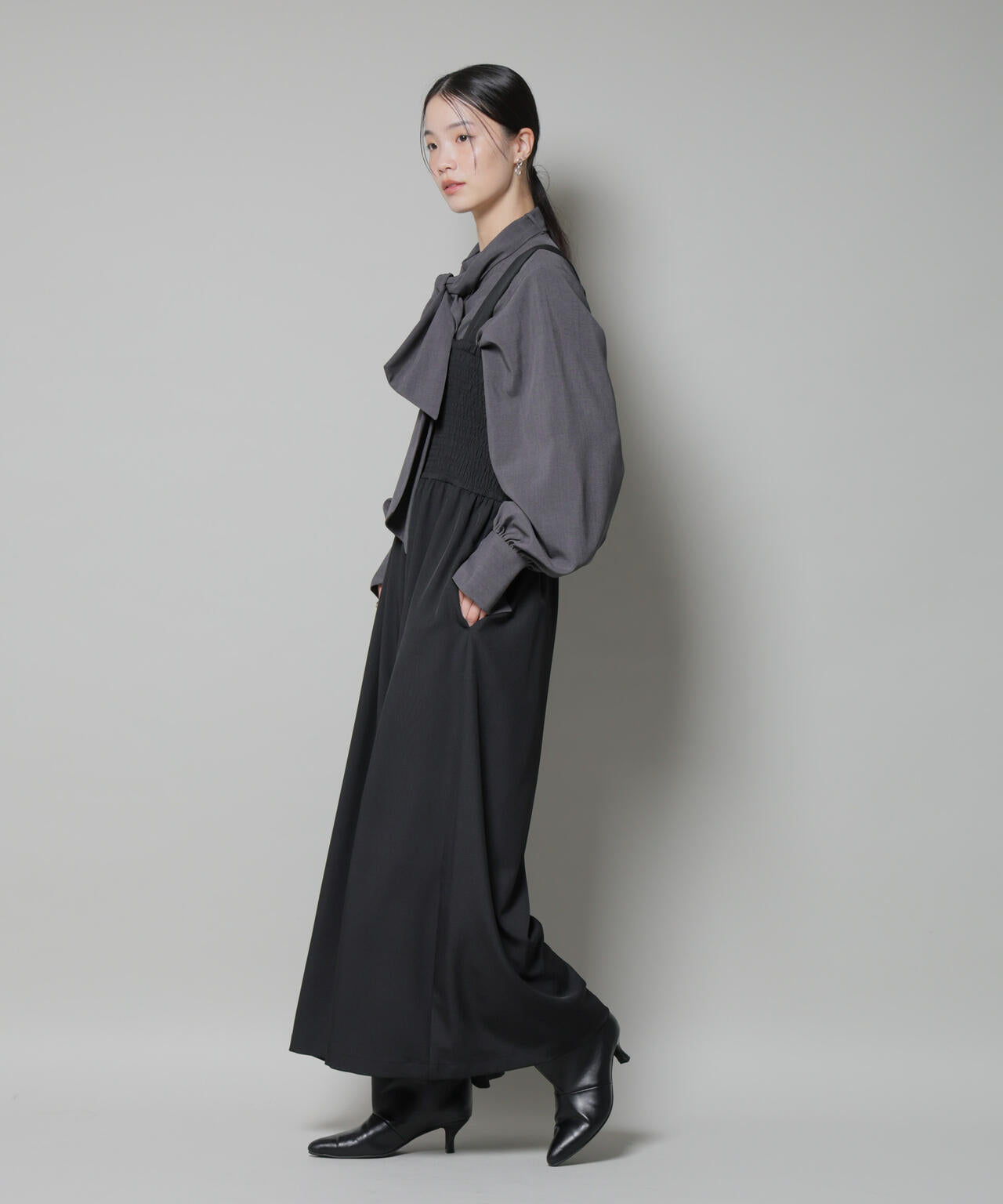 シャーリングサロペット