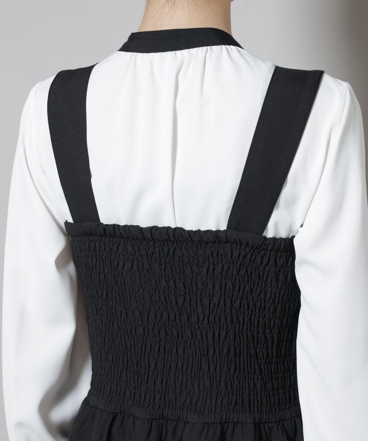 シャーリングサロペット