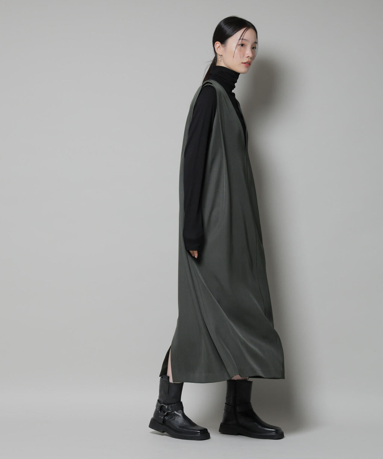 ショルダータックVネックワンピース | NANO universe（ナノ