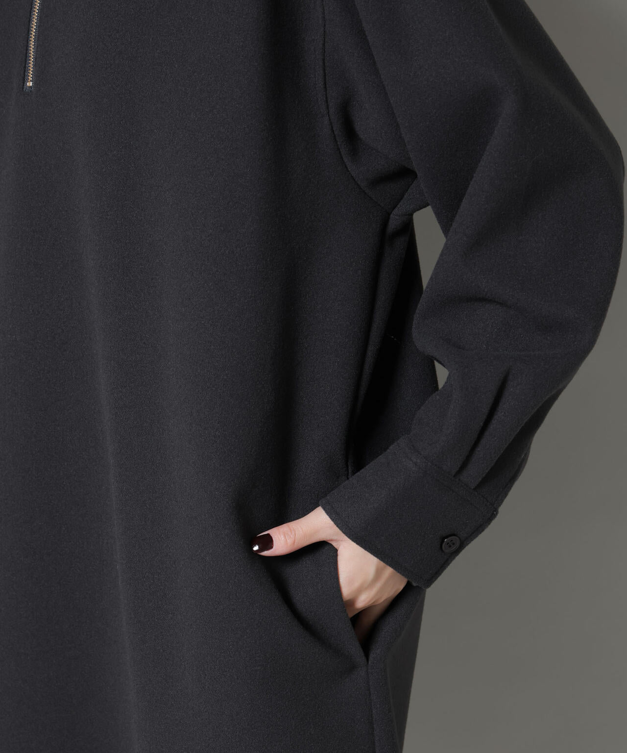 ソフトメルトンジャージーハーフジップワンピース | NANO universe