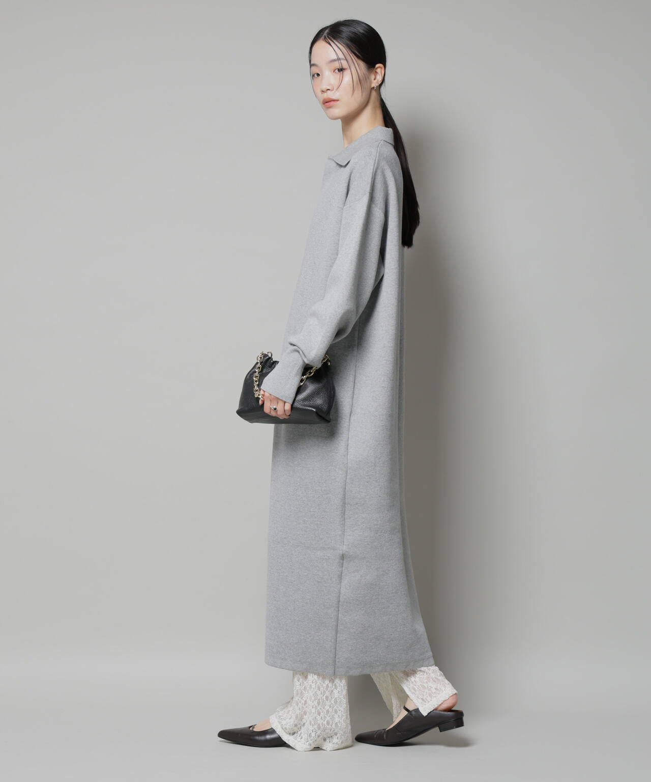 スウェットライク衿付きスキッパーニットワンピース