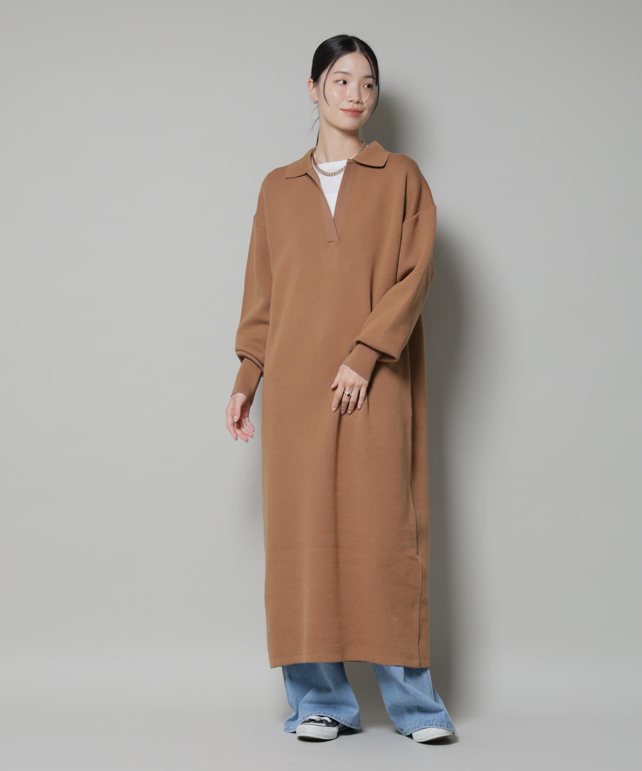 スウェットライク衿付きスキッパーニットワンピース