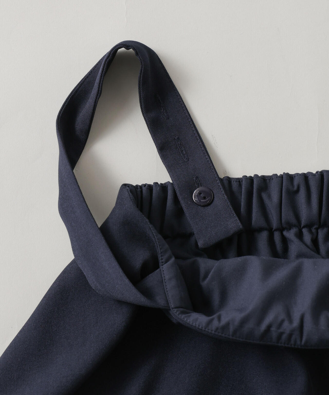 フロントフリルサロペットパンツ