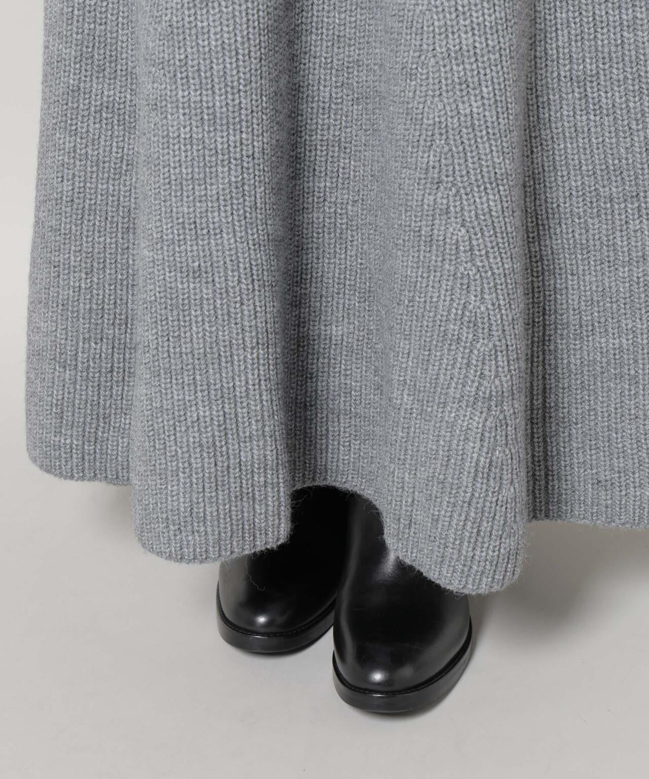 片畦フレアニットワンピース