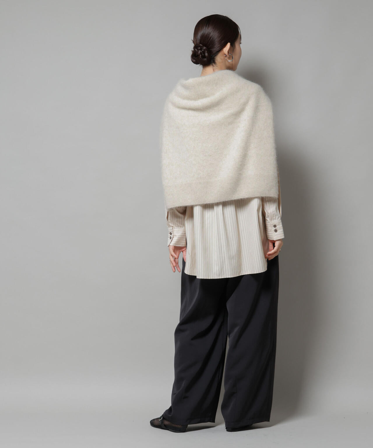 スタンドカラーストライプシャツ