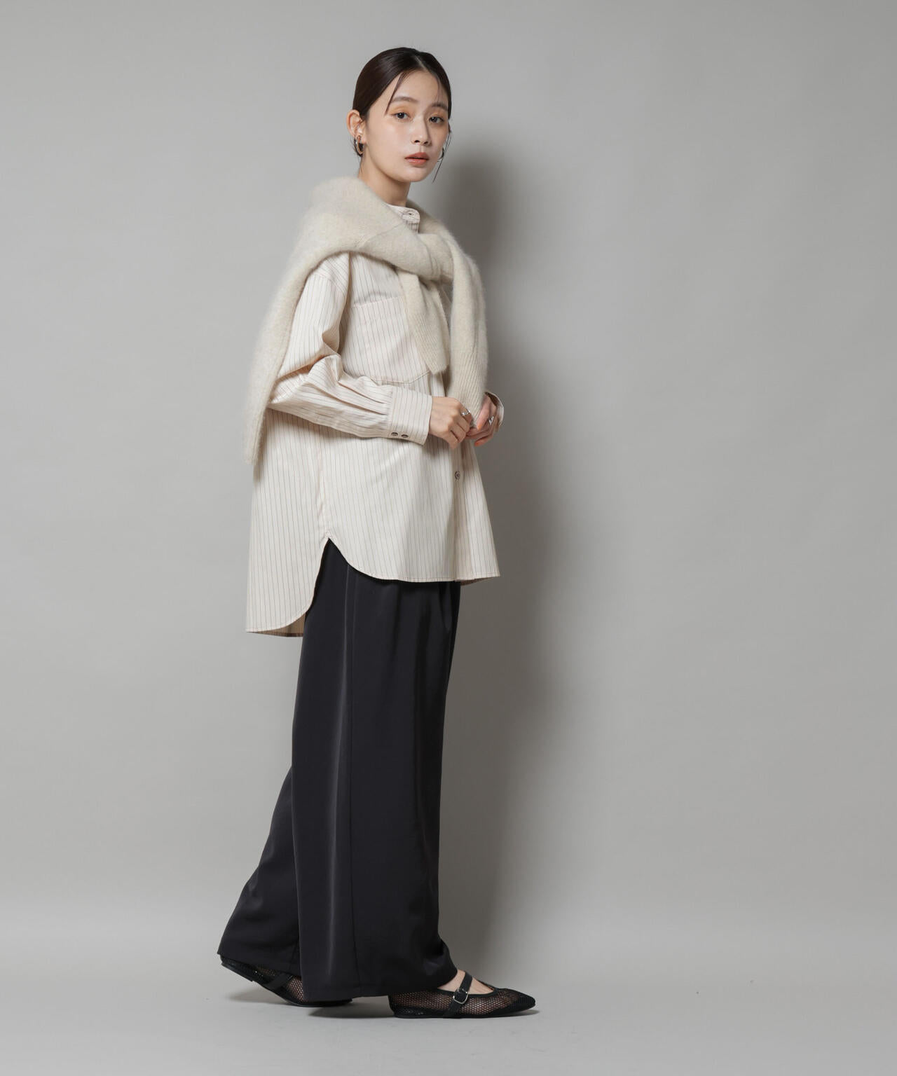 スタンドカラーストライプシャツ