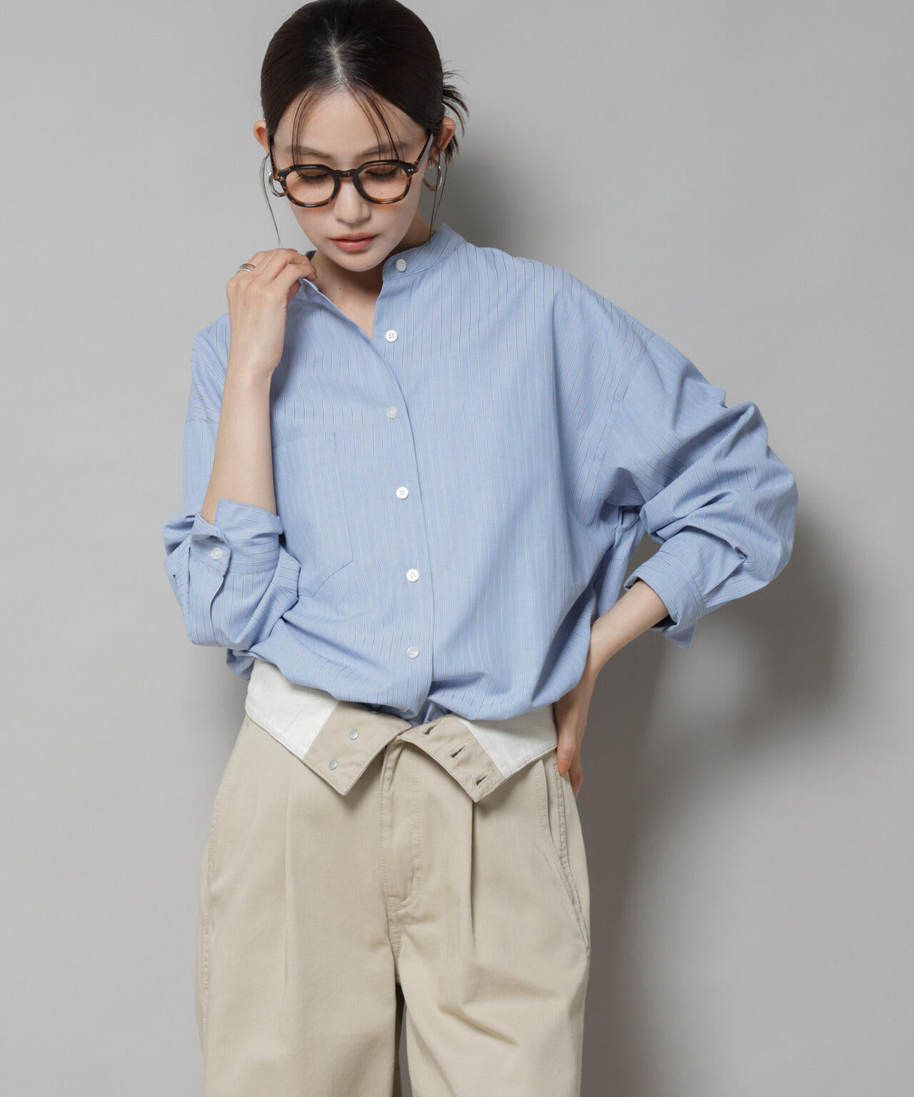 スタンドカラーストライプシャツ