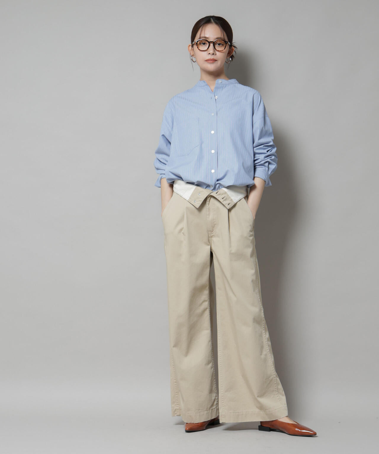 スタンドカラーストライプシャツ