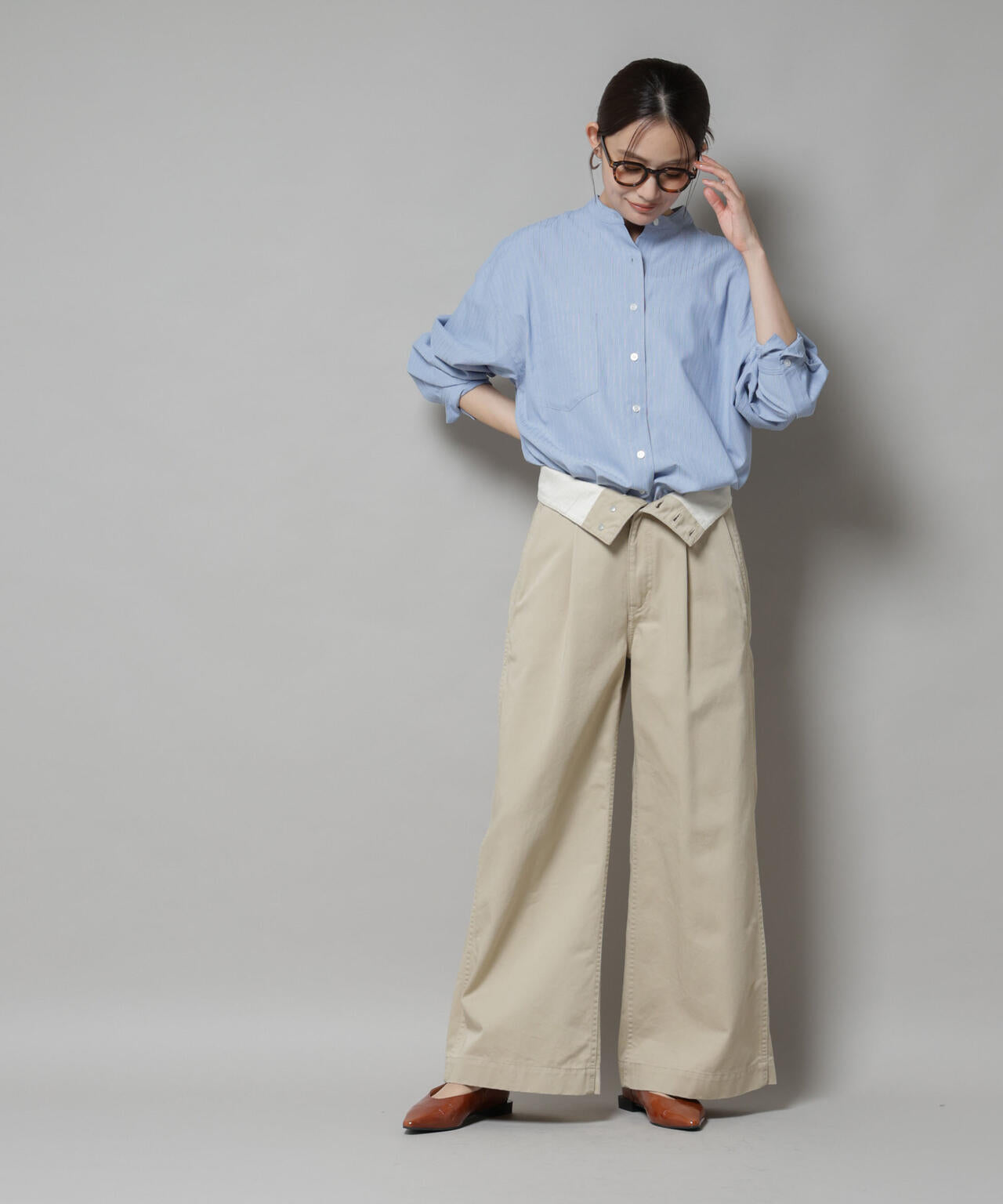 スタンドカラーストライプシャツ