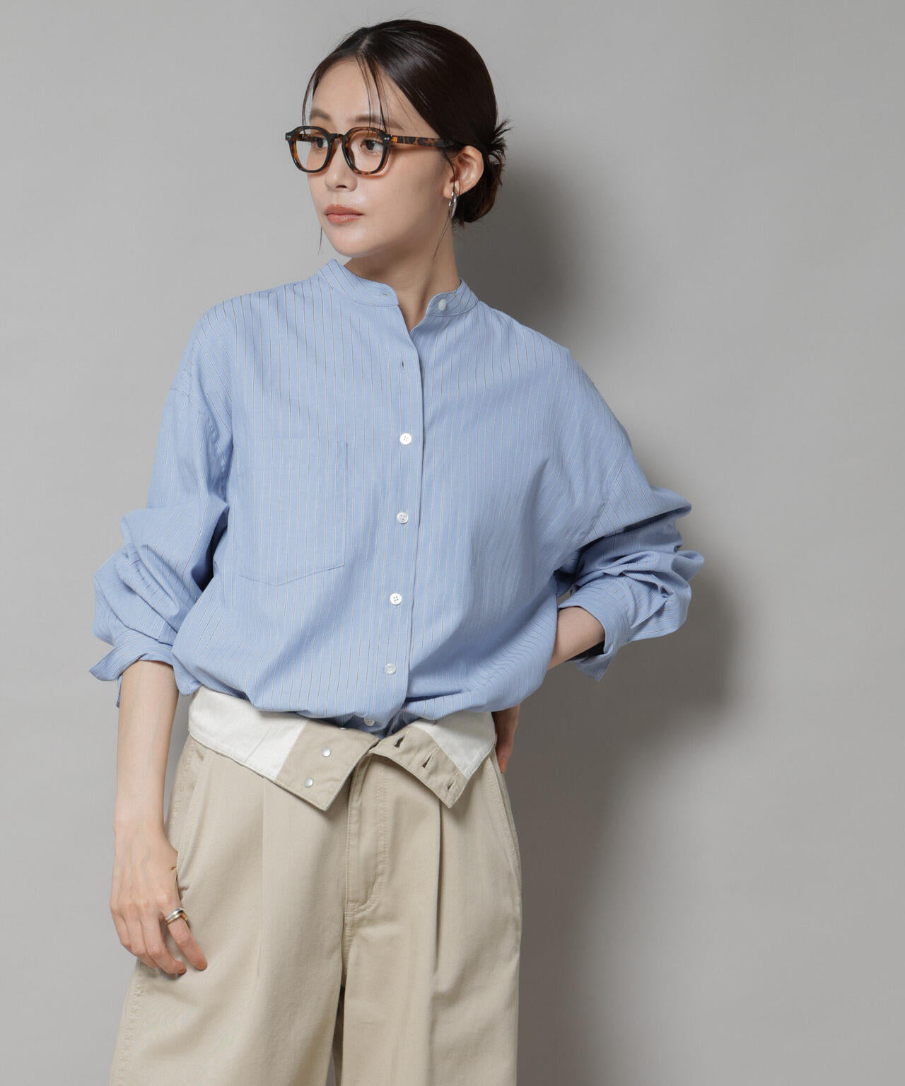 スタンドカラーストライプシャツ