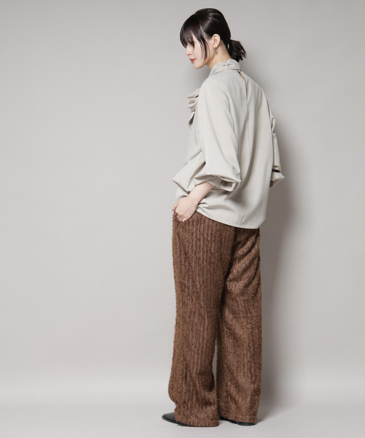 ボータイ取り外し可能2wayブラウス