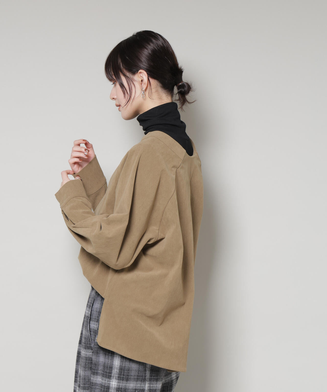 ストレッチ起毛スキッパープルオーバーブラウス(セットアップ可)