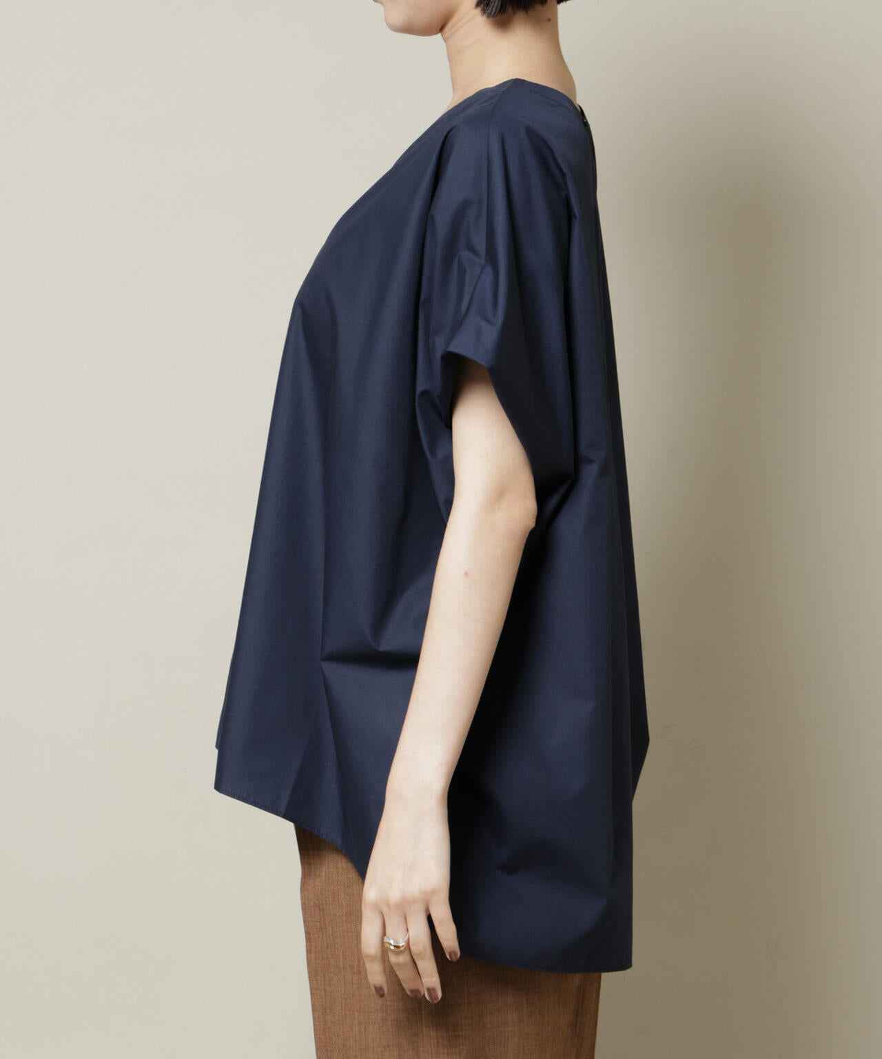 ドルマンワイドスキッパーブラウス