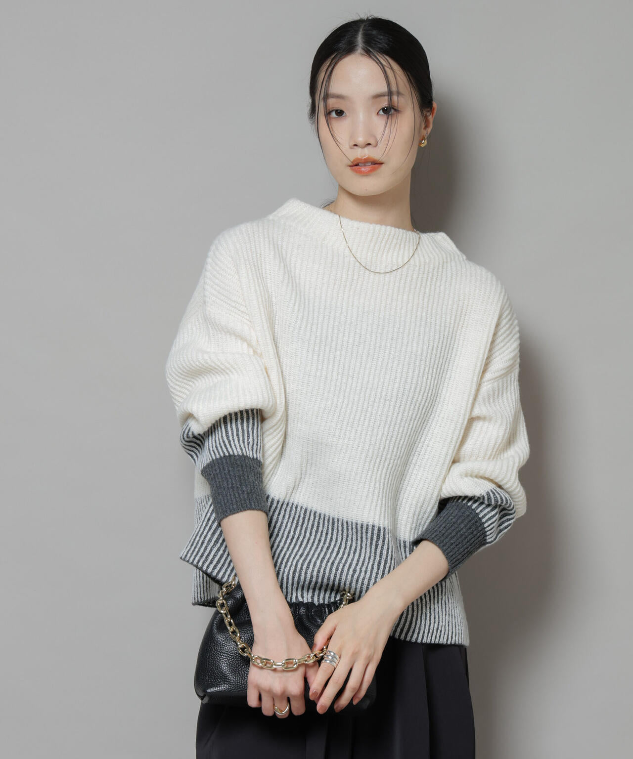 シャドーストライプニットプルオーバー