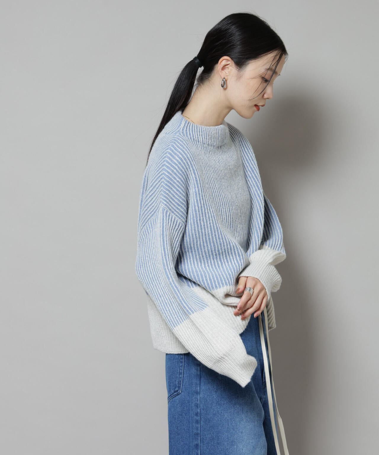 シャドーストライプニットプルオーバー