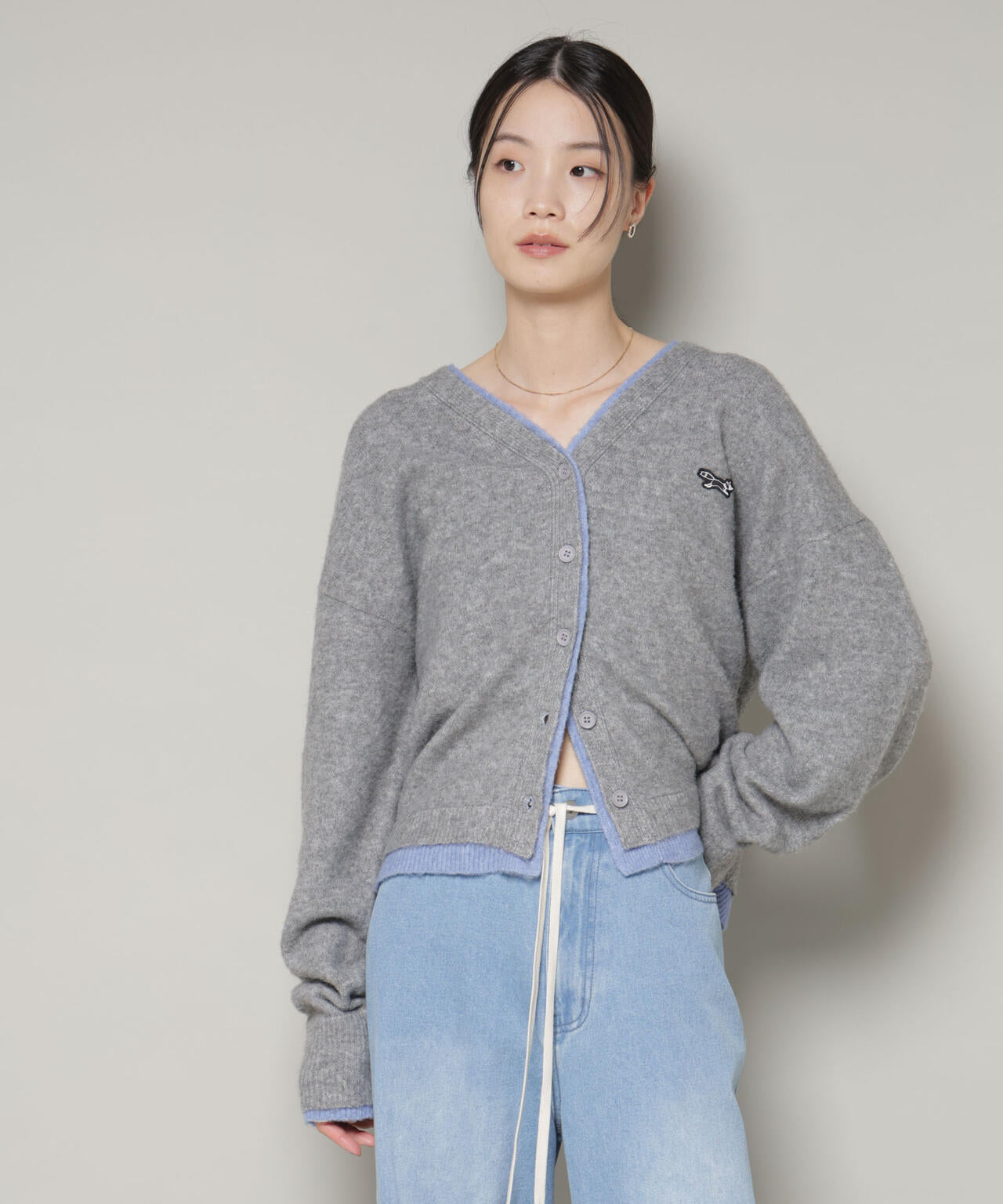 【新品未着用】2022年　FOXEY カーディガン【新品美品】 PENNEYS別注TheFOXバイカラーVネックカーディガン | NANO universe