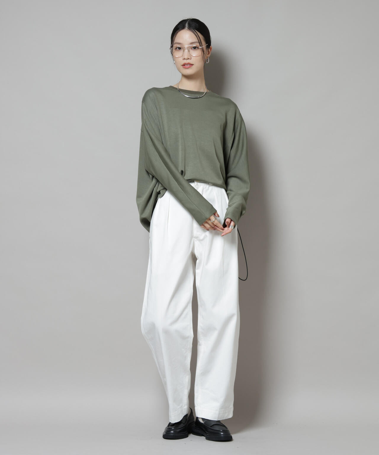 ドルマンスリーブバックドロストヘムカットプルオーバー