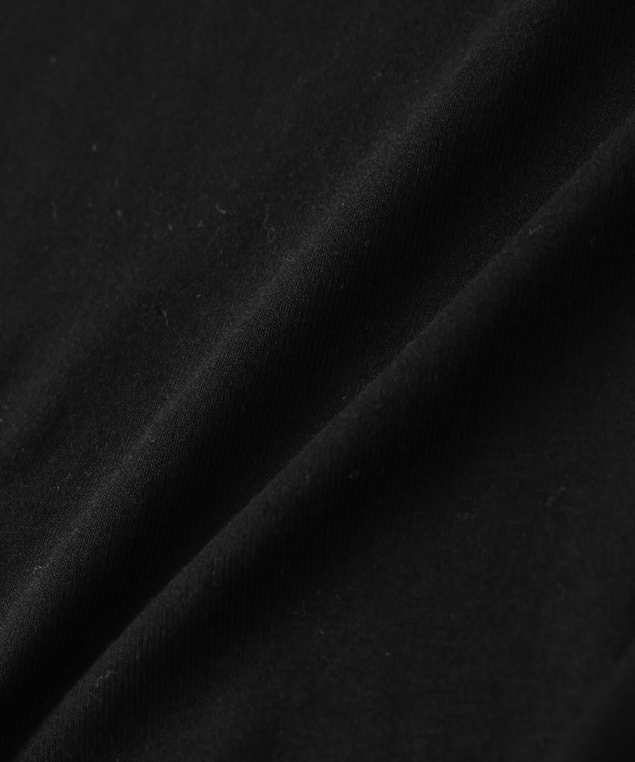 吸湿発熱クルーネックロングスリーブTシャツ