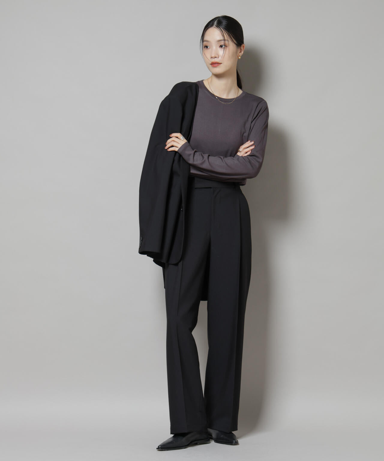 吸湿発熱クルーネックロングスリーブTシャツ