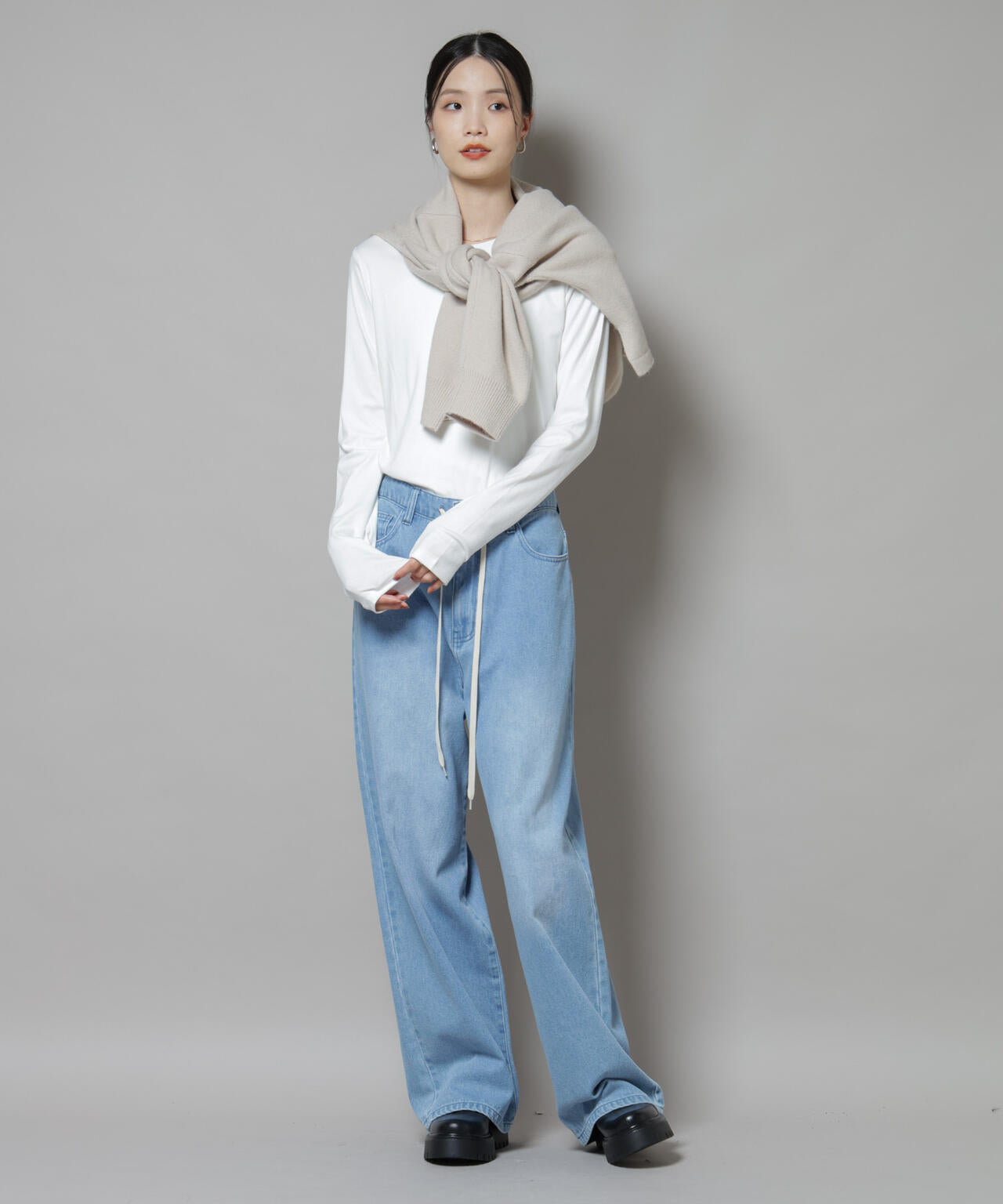 吸湿発熱クルーネックロングスリーブTシャツ