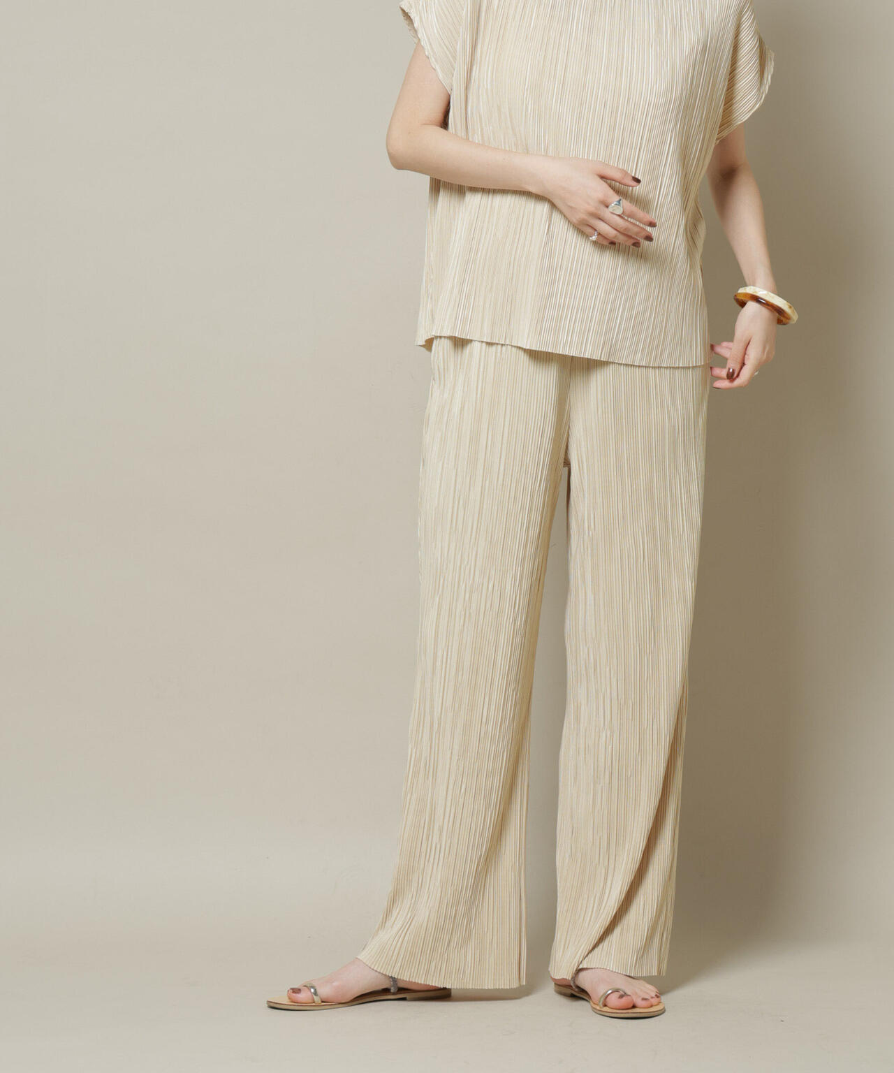 ランダムプリーツカットセミワイドパンツ(セットアップ可)