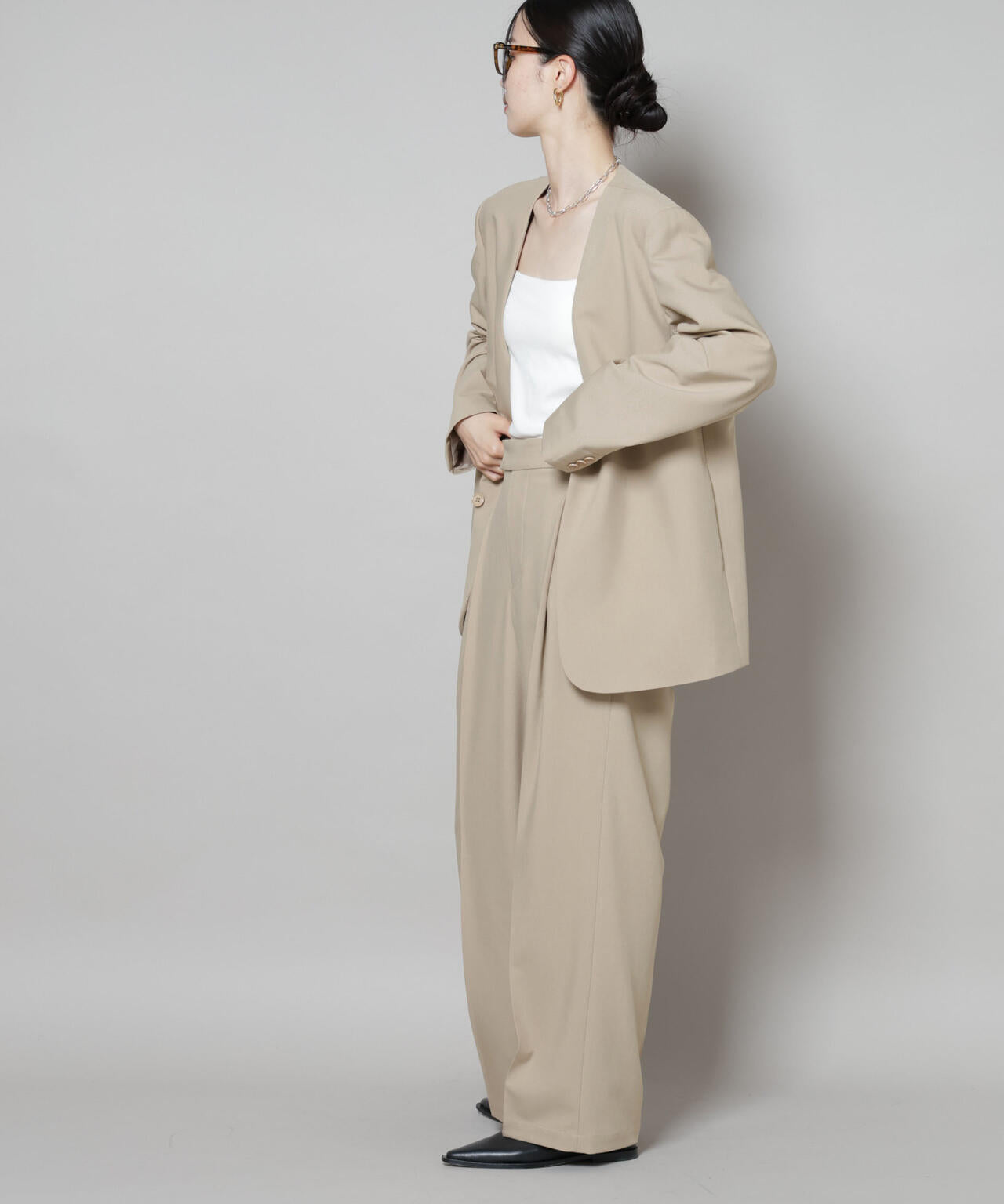 ワンタックセンタープレスストレートパンツ(セットアップ可)