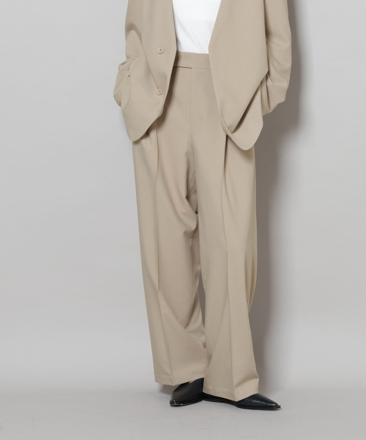 ワンタックセンタープレスストレートパンツ(セットアップ可)