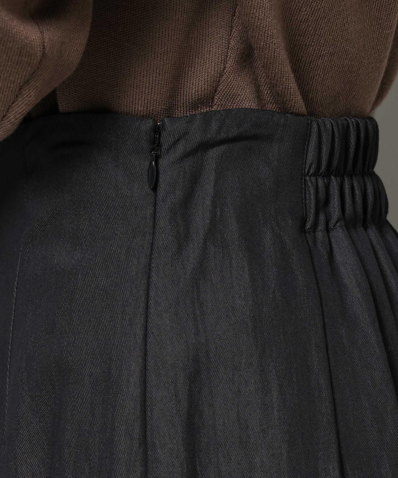 切り替え裾フレアスカート