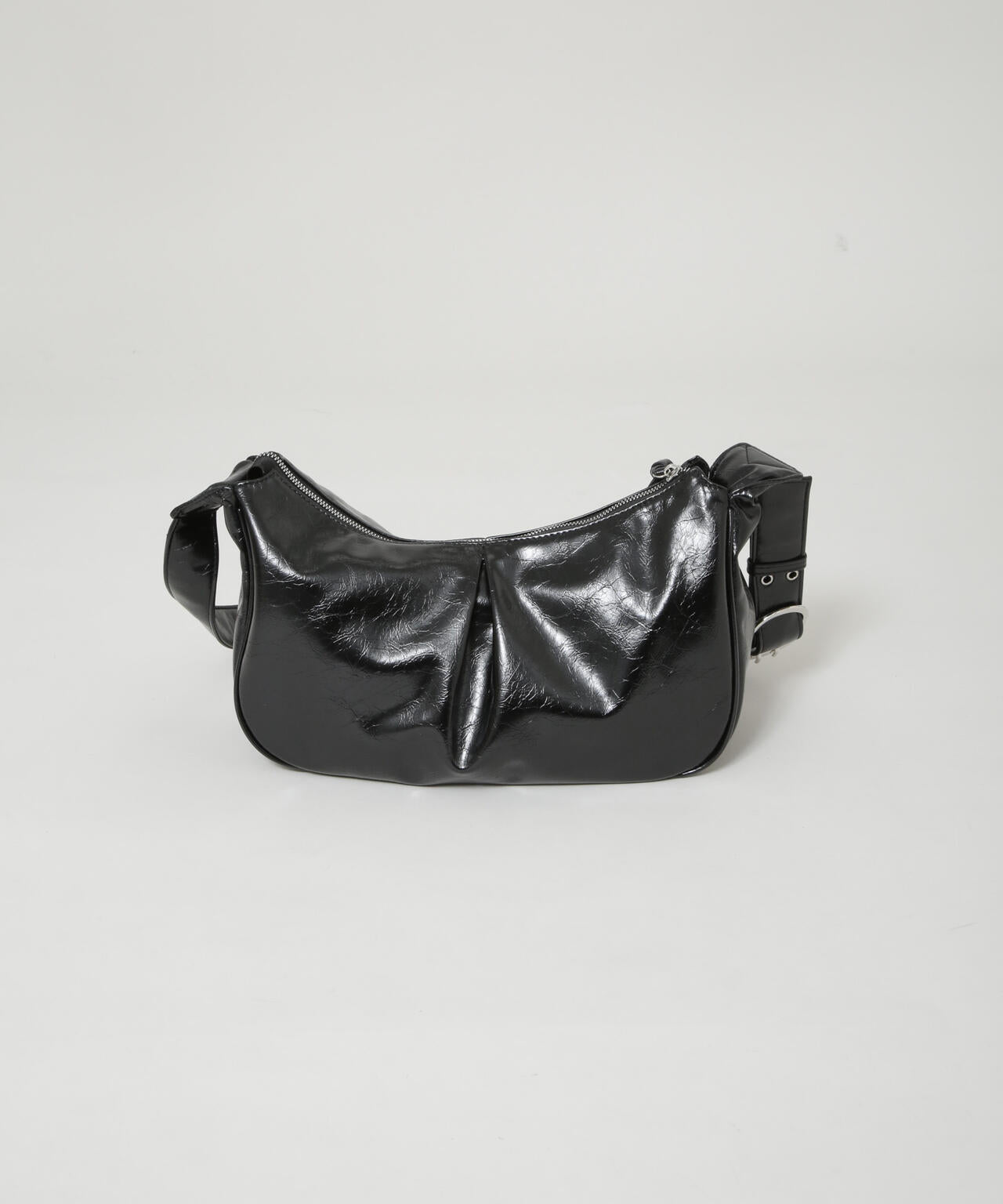 ベルトディテールラウンドショルダーバッグ