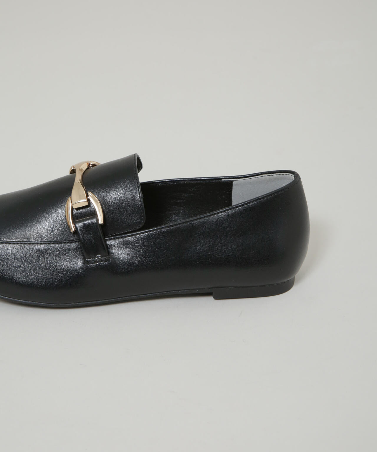 スクエアトゥバックル付きローファー | NANO universe（ナノ