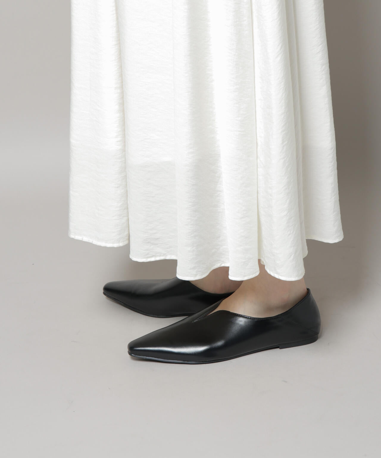 Vカット2wayフラットシューズ