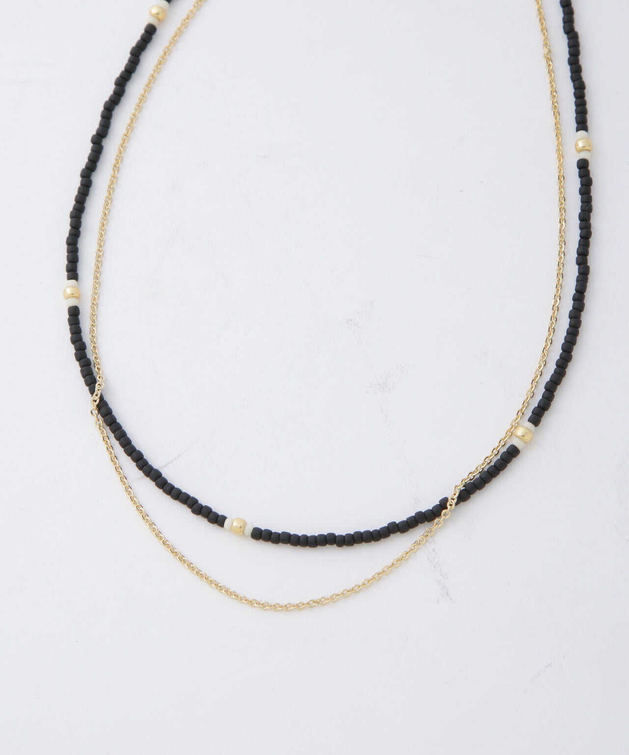 マットビーズ＆チェーン2連ネックレス