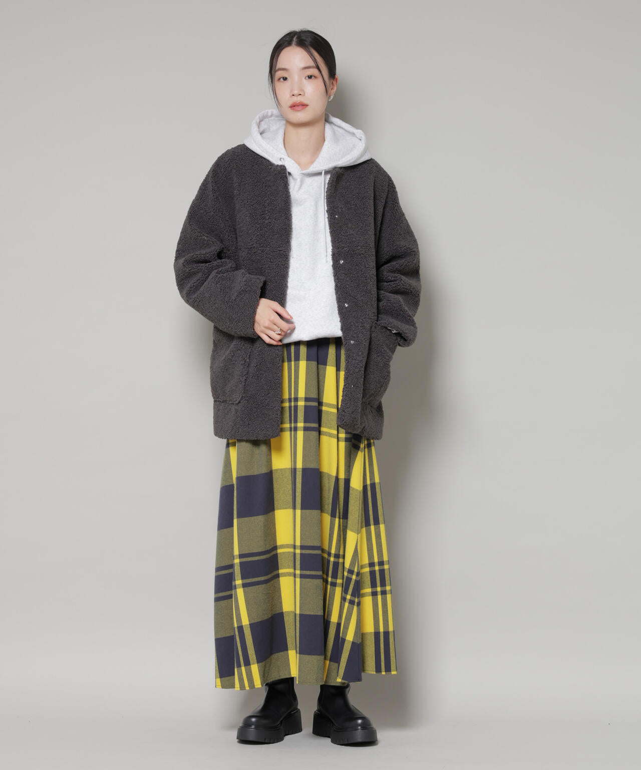 ソフトボアノーカラーミドルコート