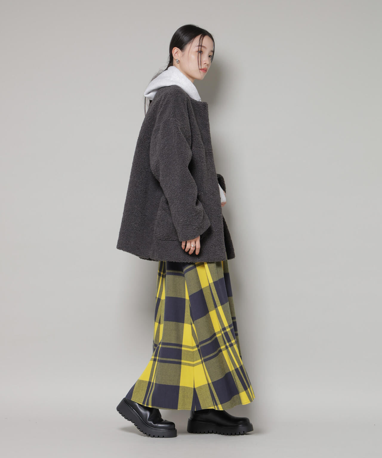 ソフトボアノーカラーミドルコート