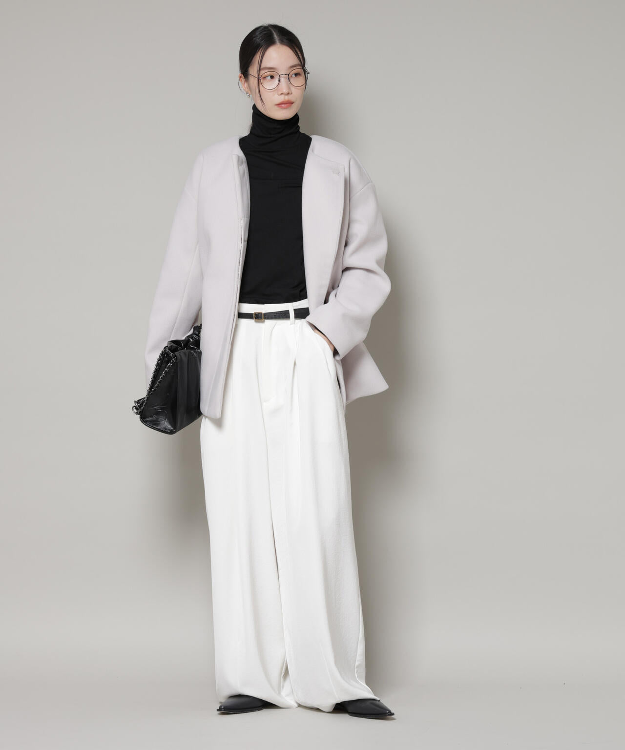 ノーカラーミドルコート