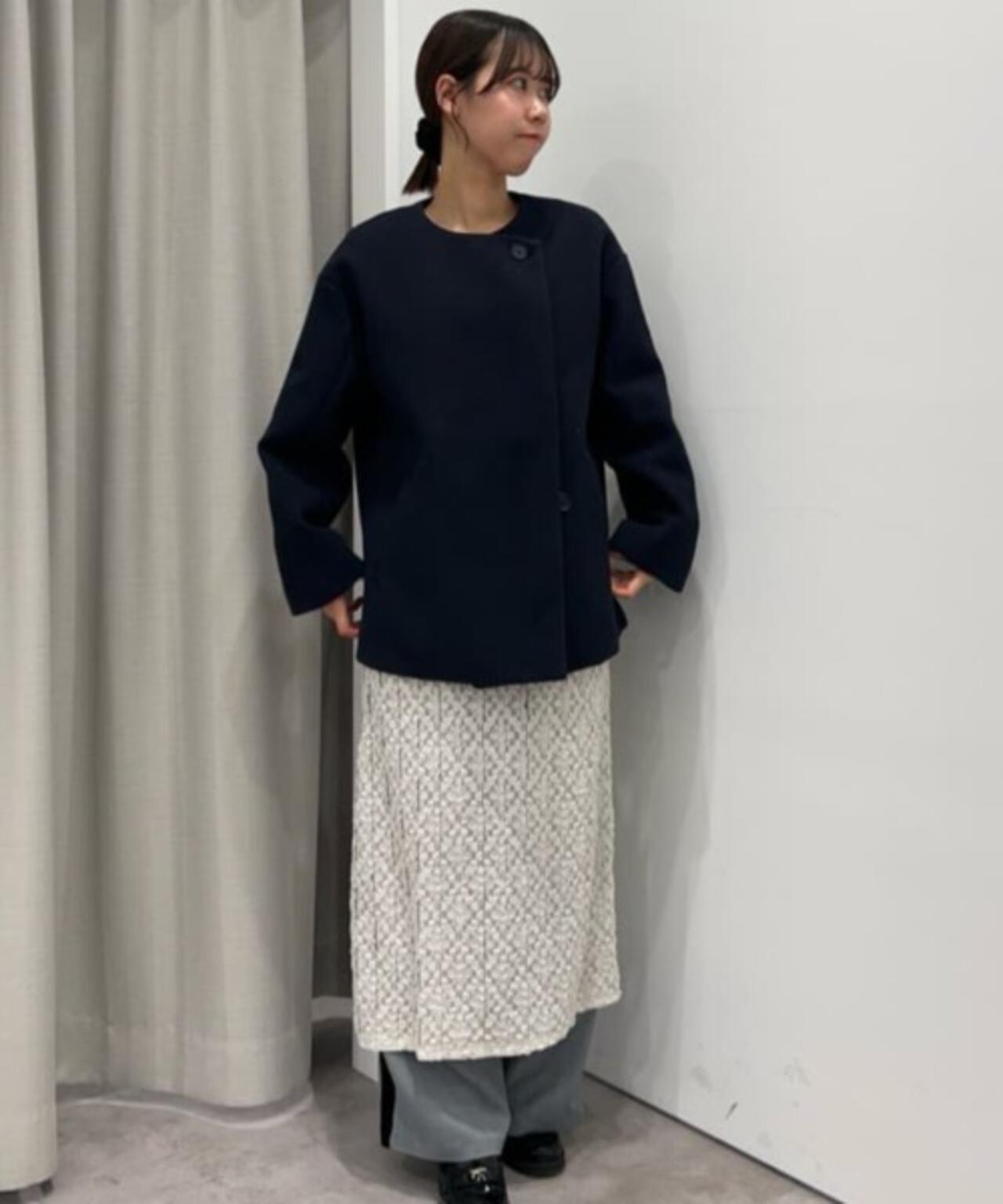 ノーカラーミドルコート