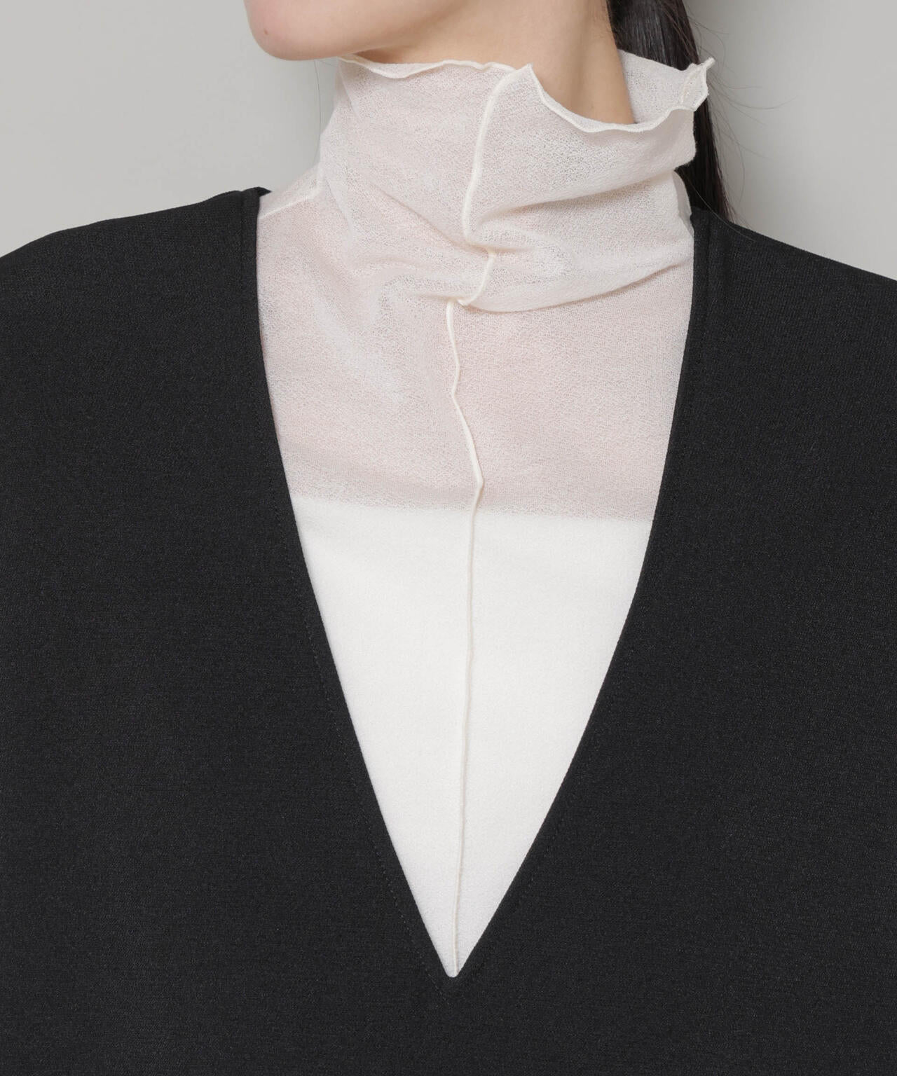 Vネックベスト×ハーフパンツ セットアップ