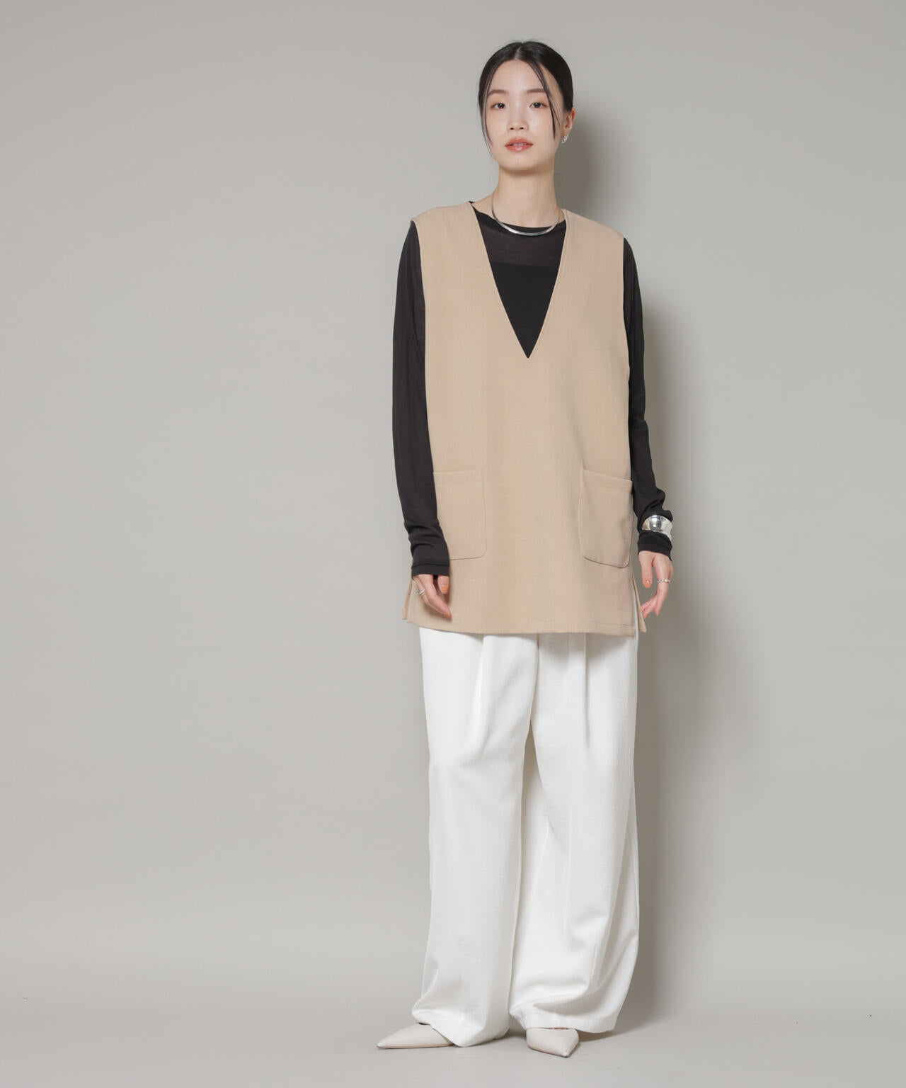 Vネックベスト×ハーフパンツ セットアップ