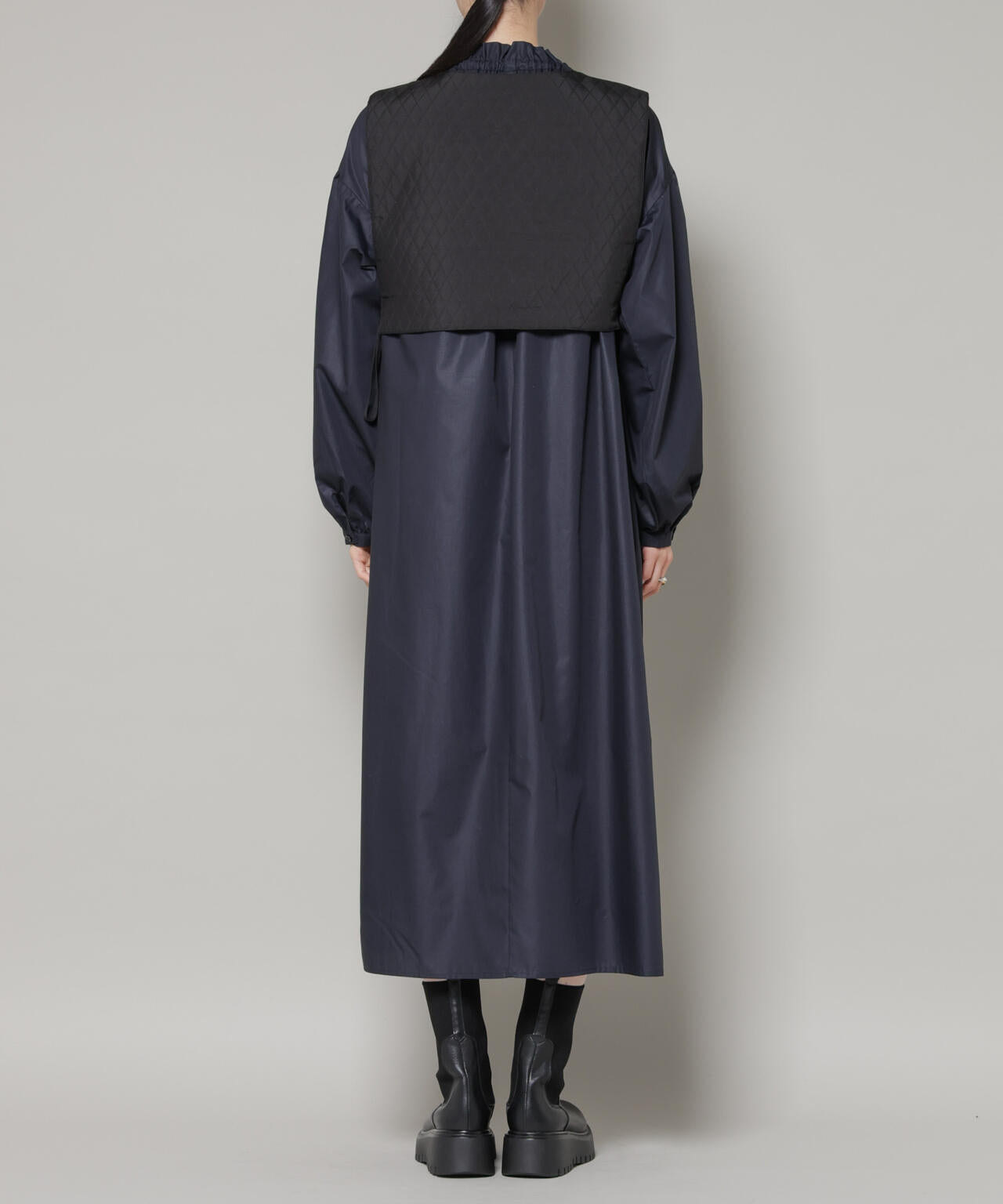 キルティングベスト×ギャザーワンピース アンサンブルセット