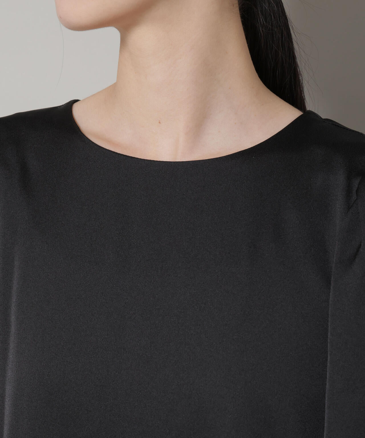 異素材切り替えギャザーサテンワンピース