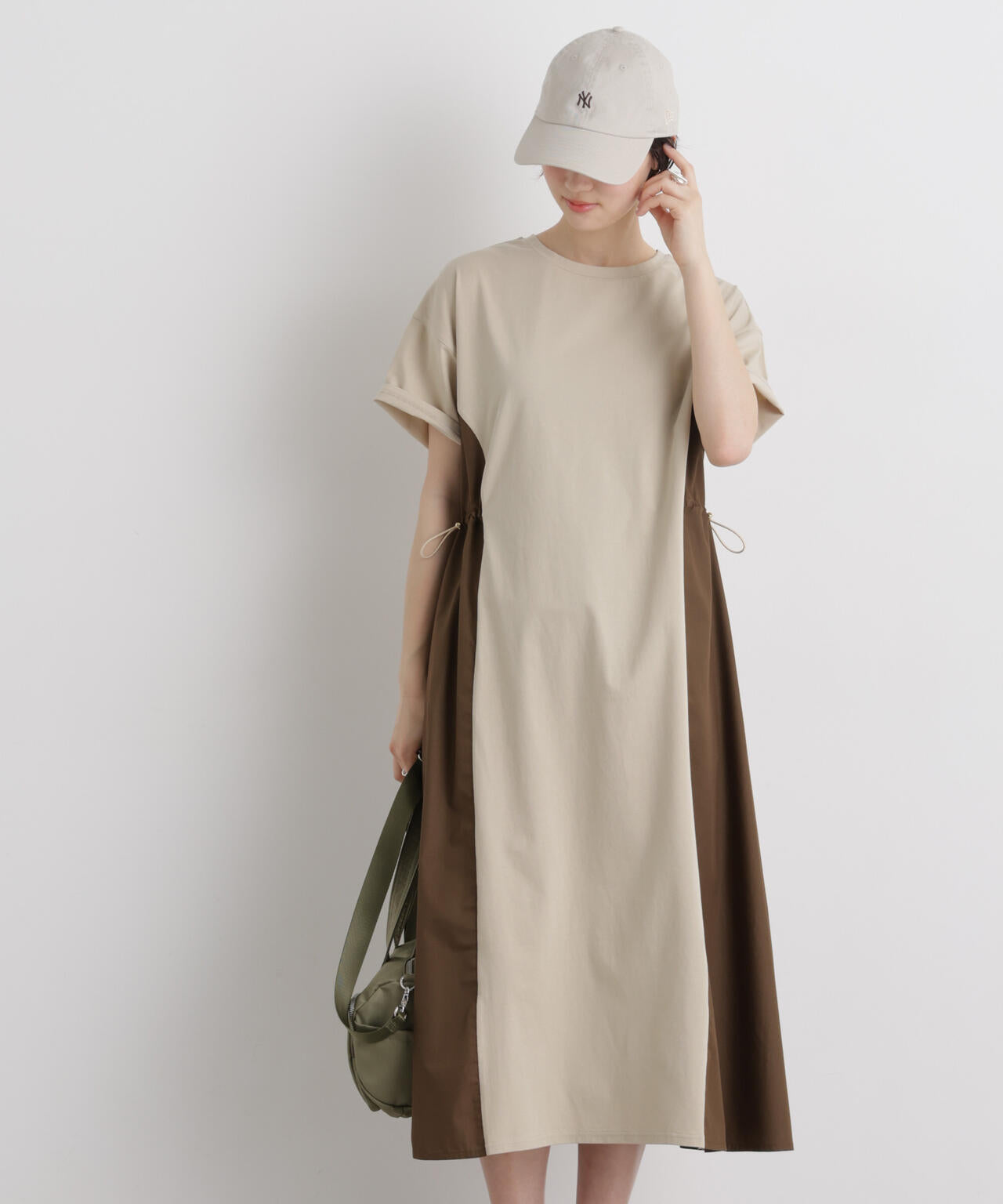 166cm　B:84 W:60 H:86 着用サイズ：F