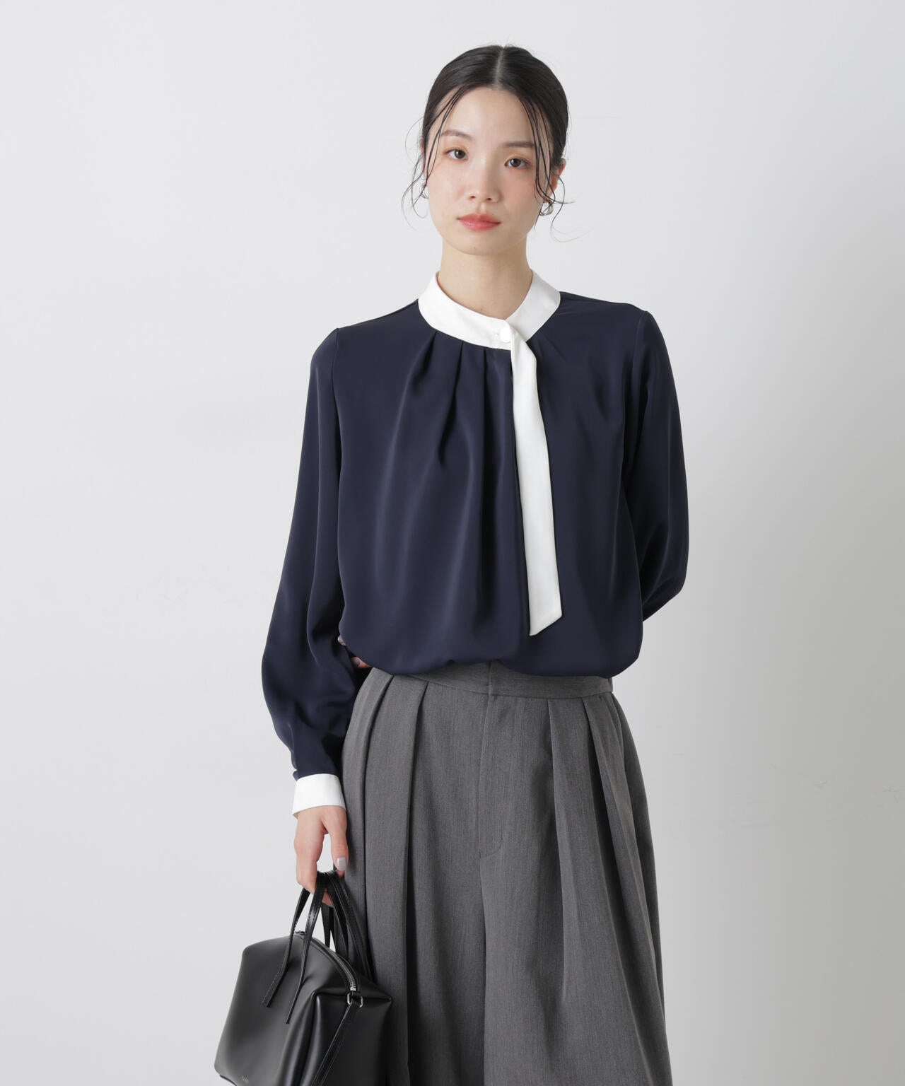 フロントタックバイカラーボータイブラウス | NANO universe（ナノ