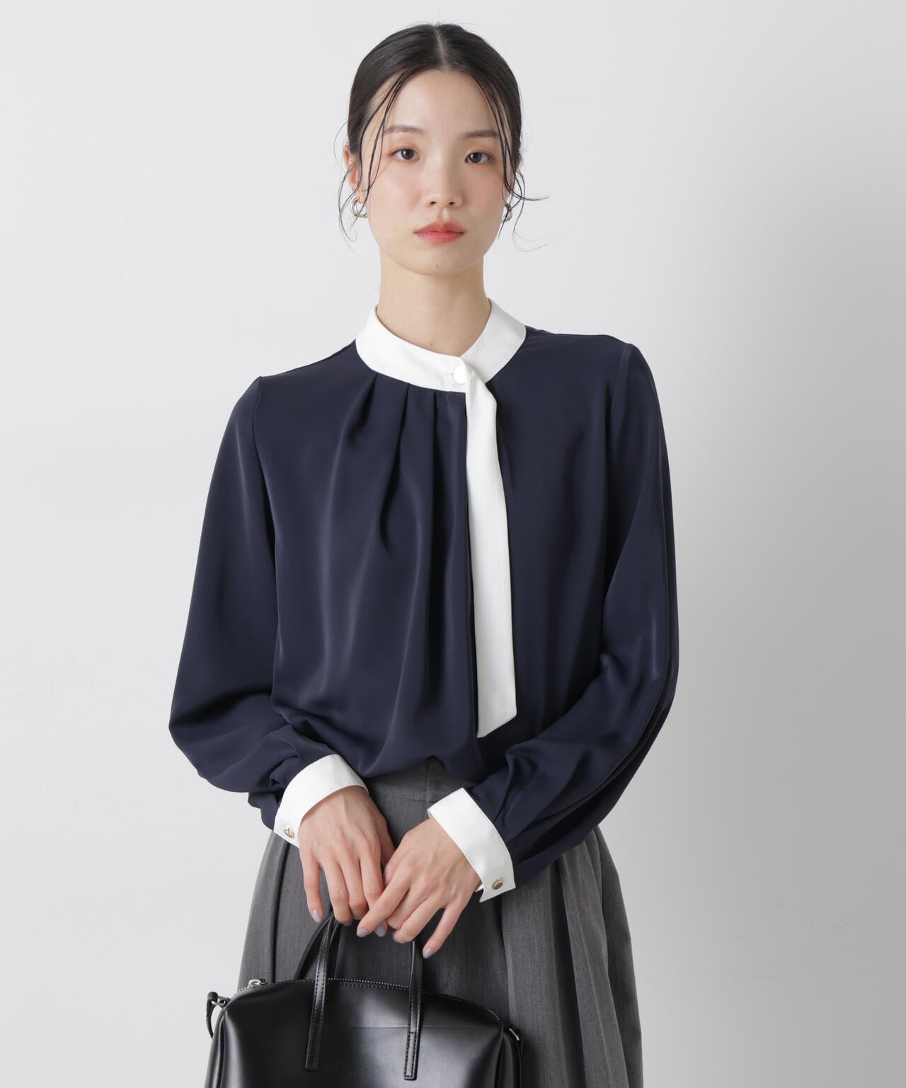 フロントタックバイカラーボータイブラウス | NANO universe（ナノ