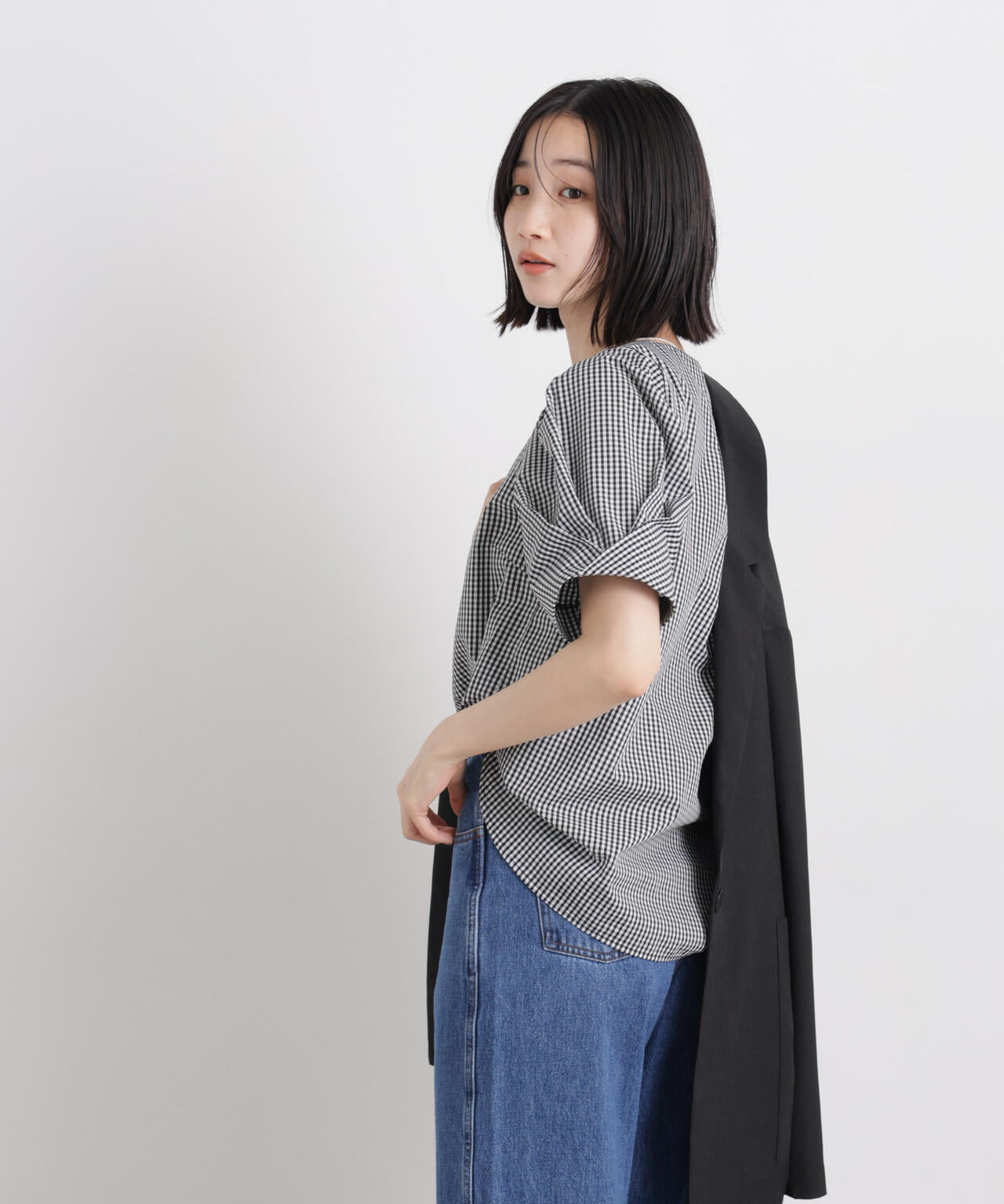 変形スリーブプルオーバーブラウス