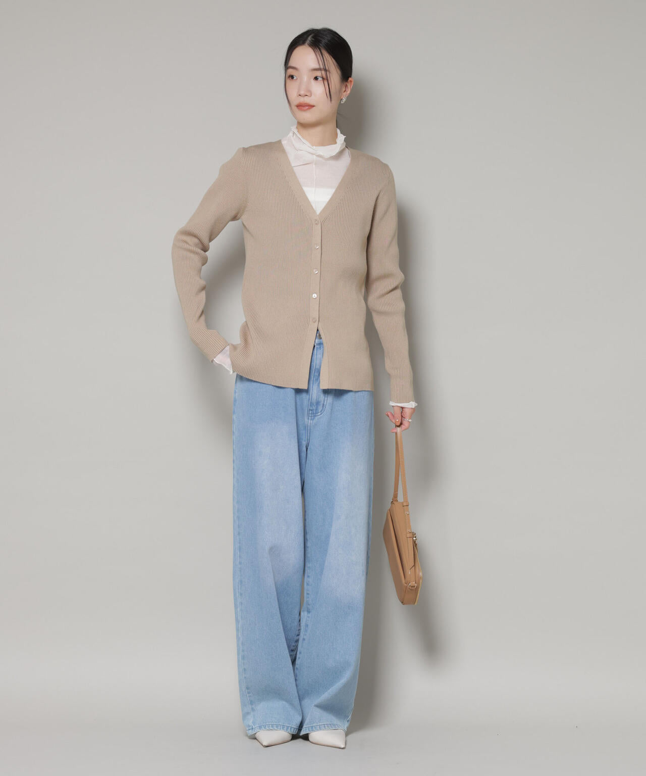 裾スリットVネックリブカーディガン