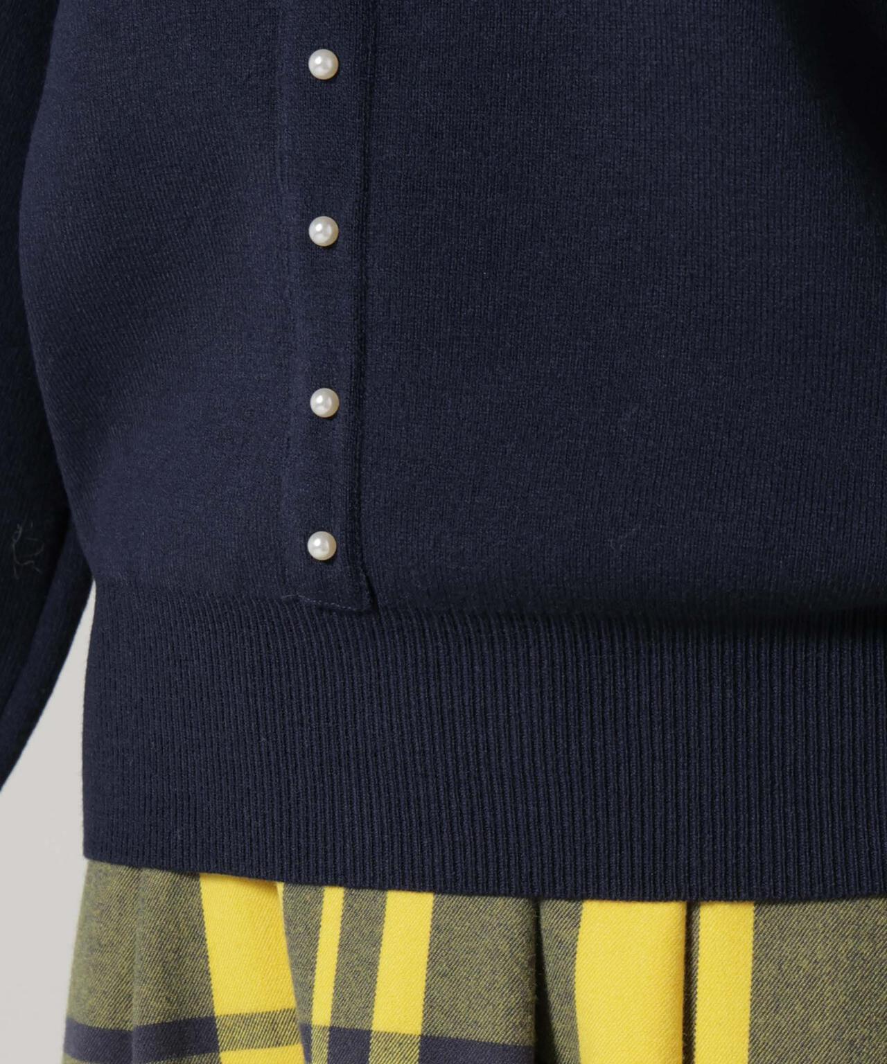 前後2wayセンターパール釦プルオーバーニット