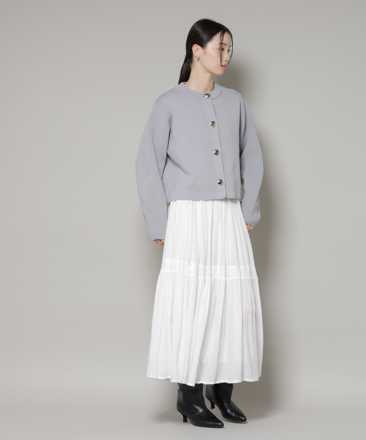 ビッグボタンクルーネックニットカーディガン